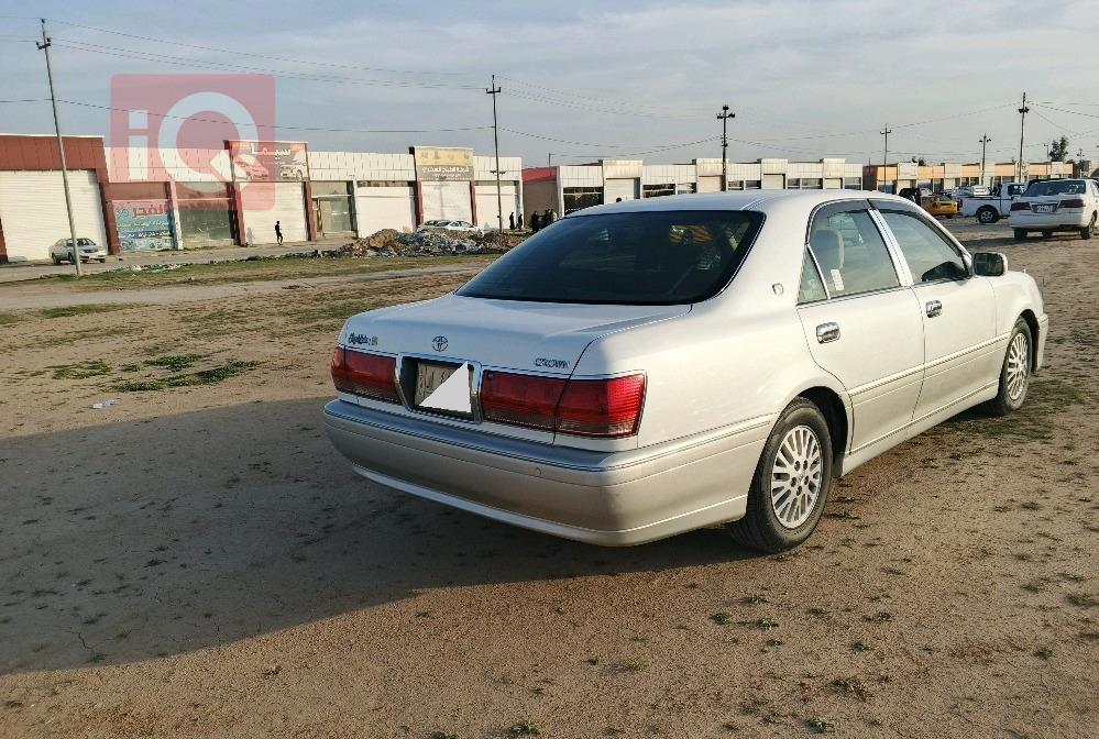 تويوتا كراون